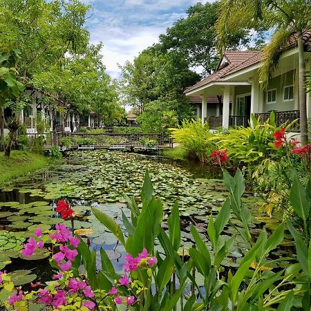 Le Charme Sukhothai Historical Park Exteriör bild